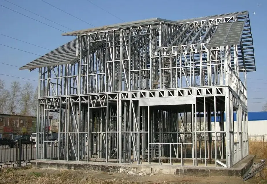 Beneficios del acero ligero en la arquitectura urbana