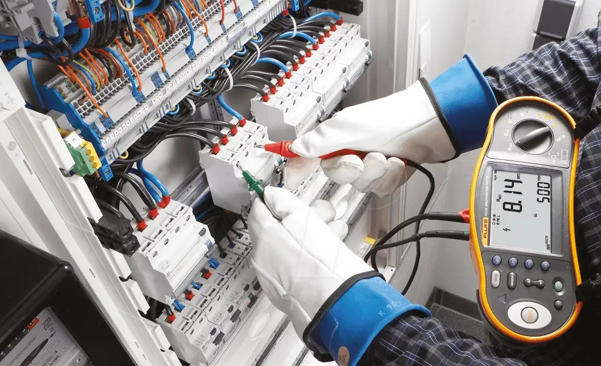 Modern electrical wiring design in a Barcelona apartment