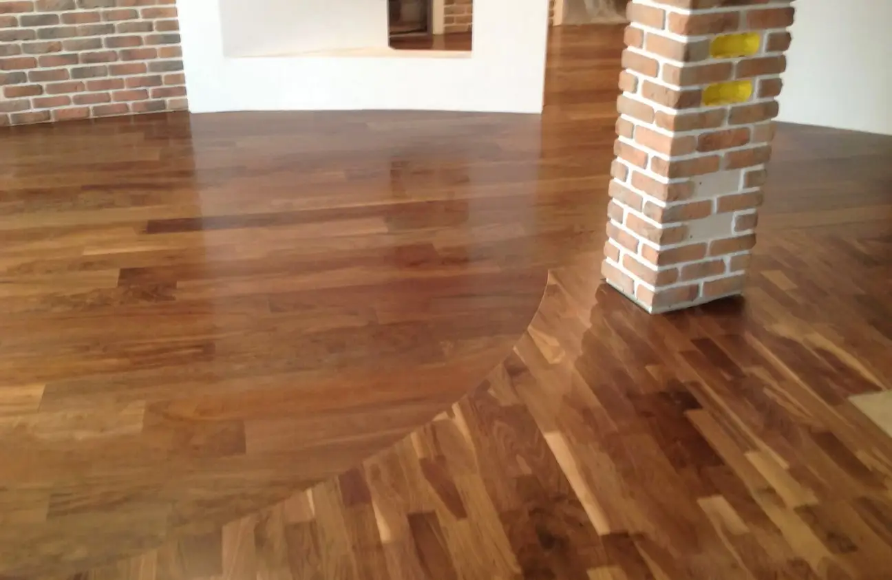 Expertos en restauración de parquet en Barcelona