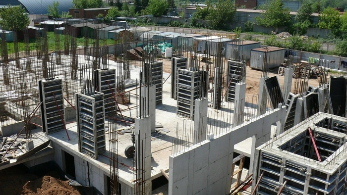 Stahlbetonträger Design für Wohngebäude