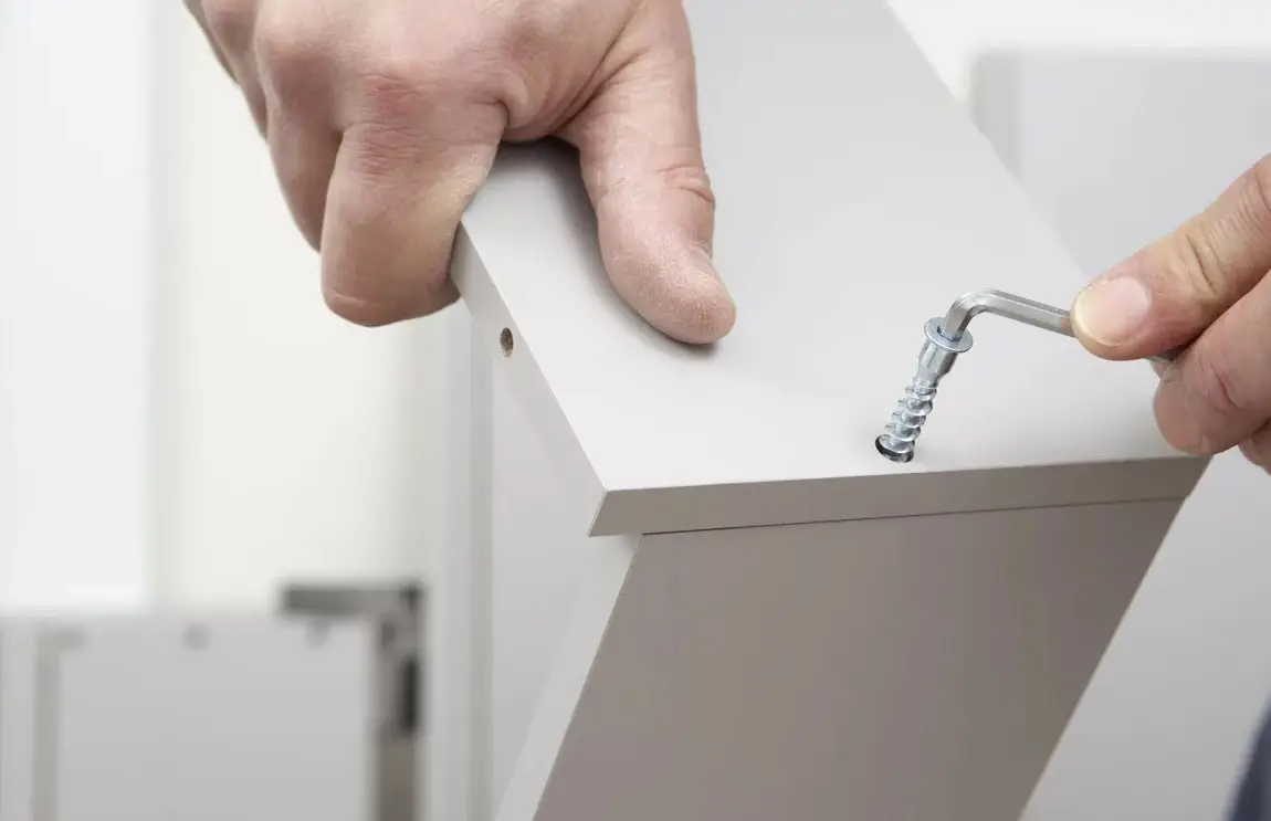 Skilled furniture assembly in Barcelona