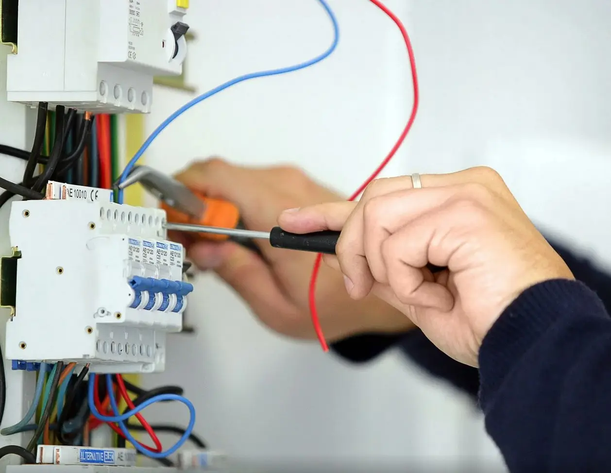 Cableado eléctrico doméstico profesional 