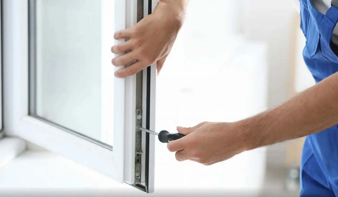 PVC-Fenster Montage im Privathaus