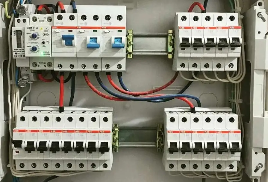Instalación eléctrica en casa de campo 